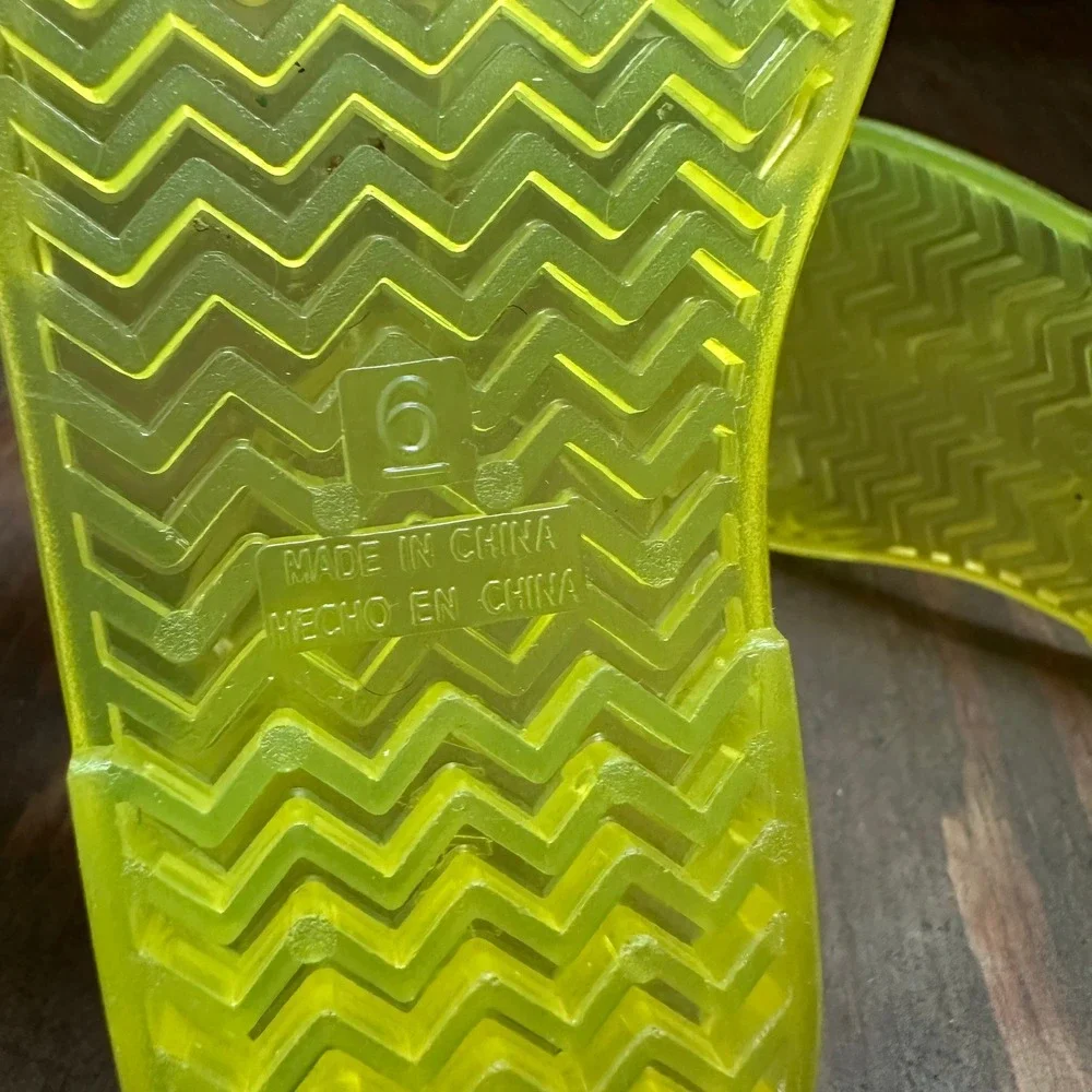 Toddler Neon Yellow Jelly Sandals T-Strap Water Shoes Size 6 Kids Summer PVC